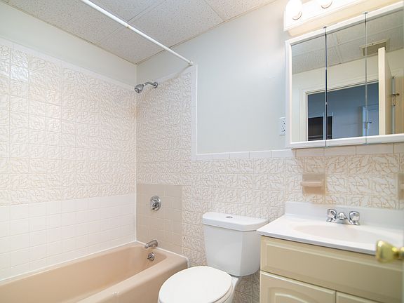 5th image of 11 Allen St #309