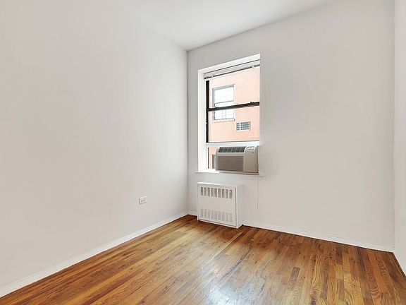 4th image of 215 W 84th St APT 412
