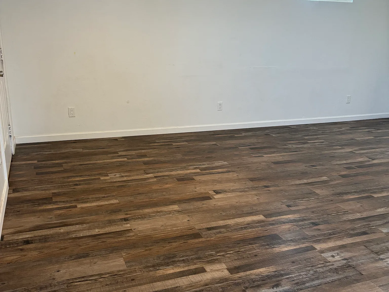2 bed, 936 sqft, $1,200 — Photo 3