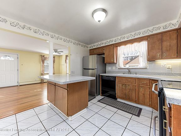 5th image of 234 Julian Ave