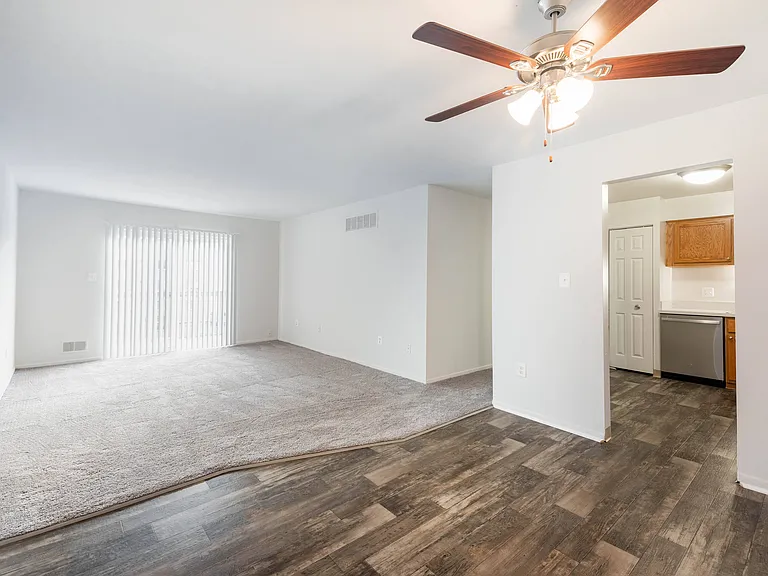 Waynewood Apartments — Photo 7