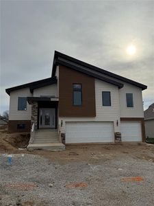 7115 NW Magnus Ct, Parkville, MO, 64152