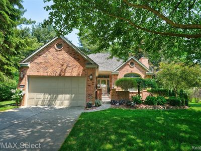 16483 Dawnlight Dr, Fenton, MI, 48430