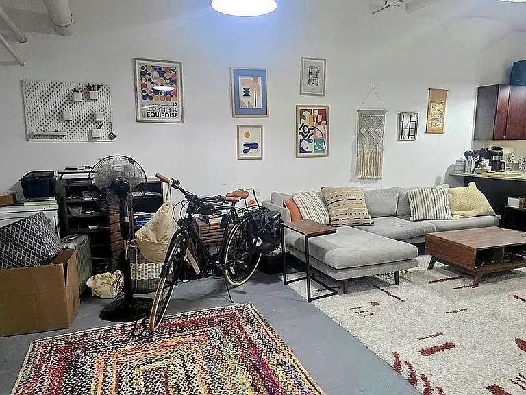 315 Berry St #6 — Photo 2