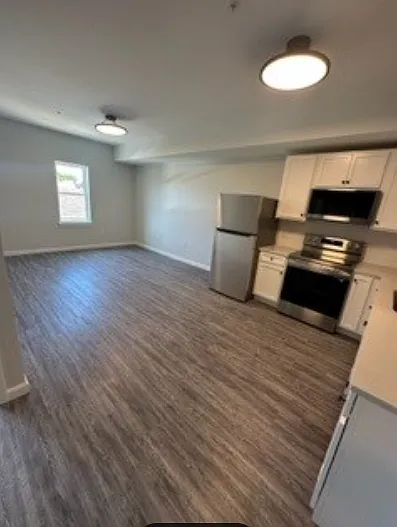 135 Waterman Ave #22 — Photo 7