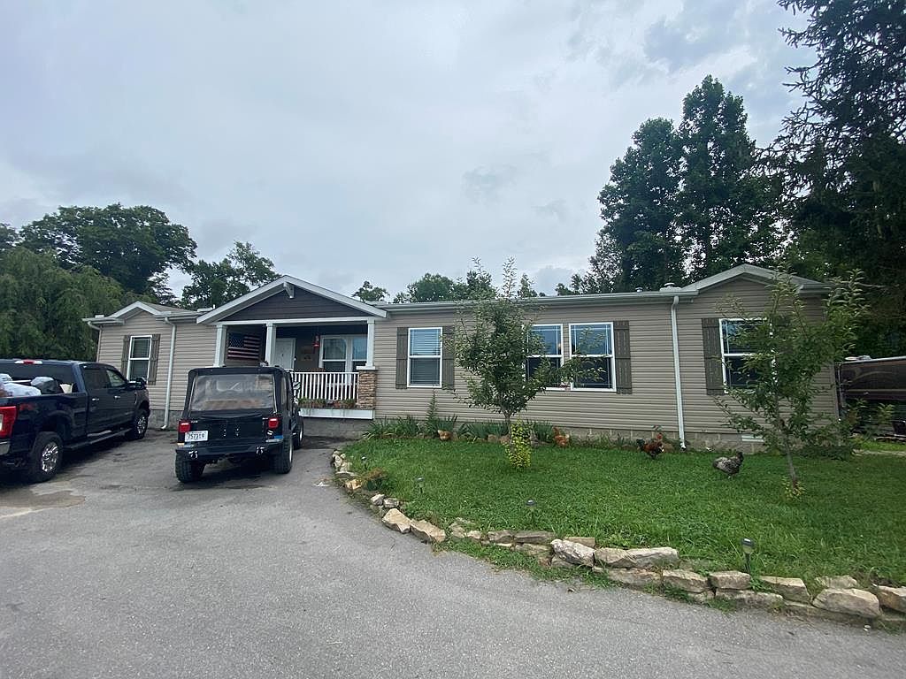 12373 Monterey Hwy, Monterey, TN 38574 MLS 220413 Zillow