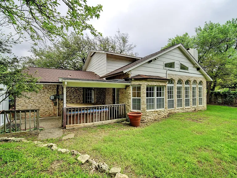 10509 Doering Ln — Photo 33