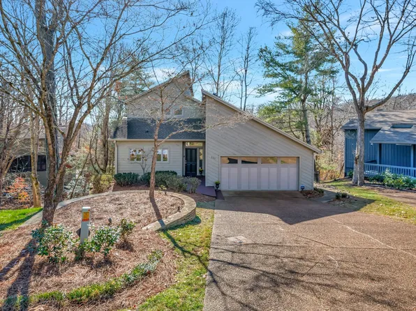 221 Harpeth Wood Dr, Nashville, TN 37221