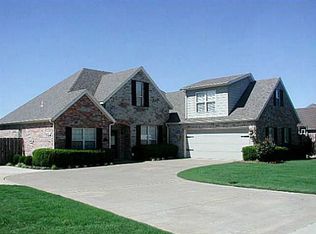 3586 Normandy St, Springdale, AR 72764