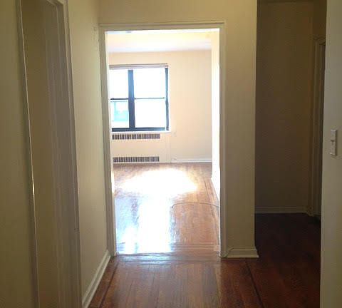 4th image of 405 E 51st St APT 5H