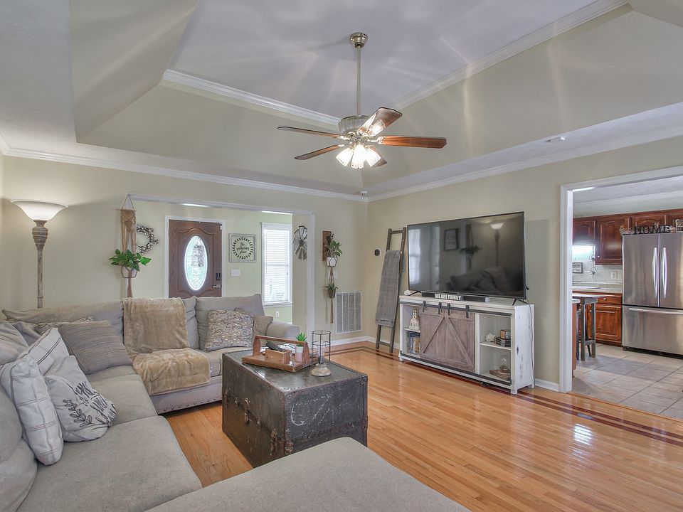 1st image of 108 Canterbury Close