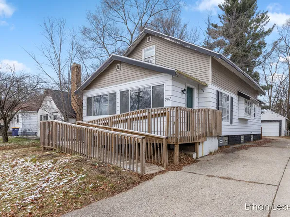907 Griggs St SE, Grand Rapids, MI 49507