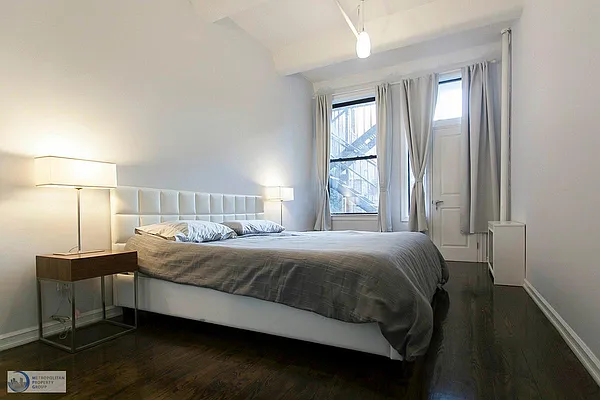 Rented by Metropolitan Property Group | media 33