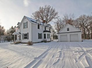 613 River St, Osceola, WI 54020