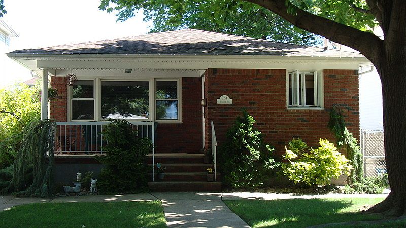 1st image of 405 Burgher Ave