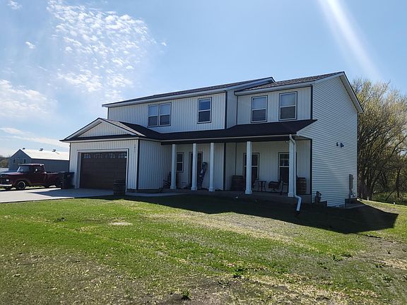 2nd image of 1017 Chester Ave SE