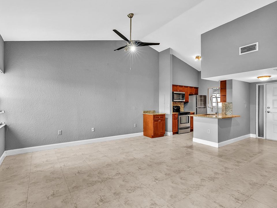 1st image of 2841 N Oakland Forest Dr APT 304