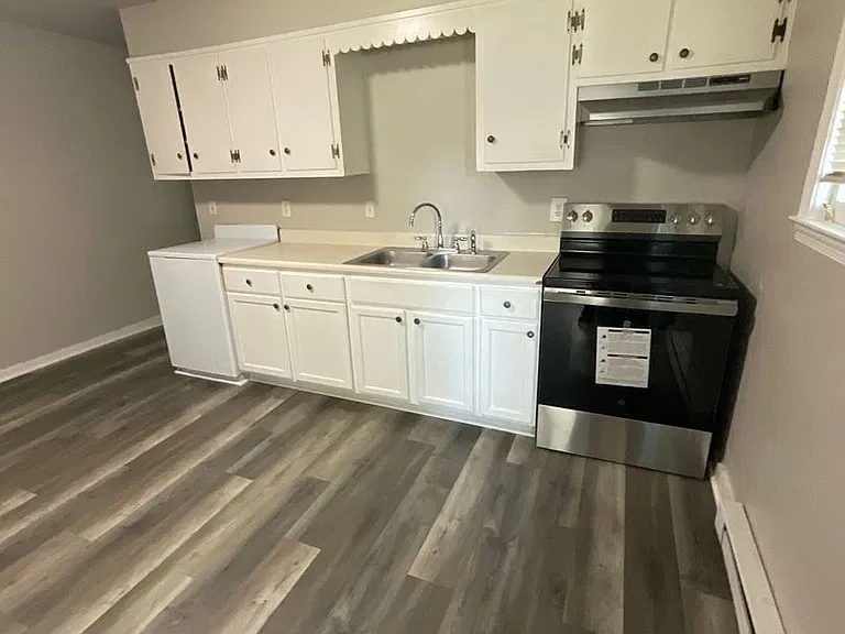 7919 Redmon Rd — Photo 5