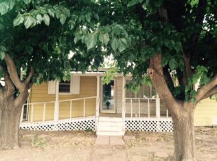 1011 Avenue E, Ralls, TX 79357