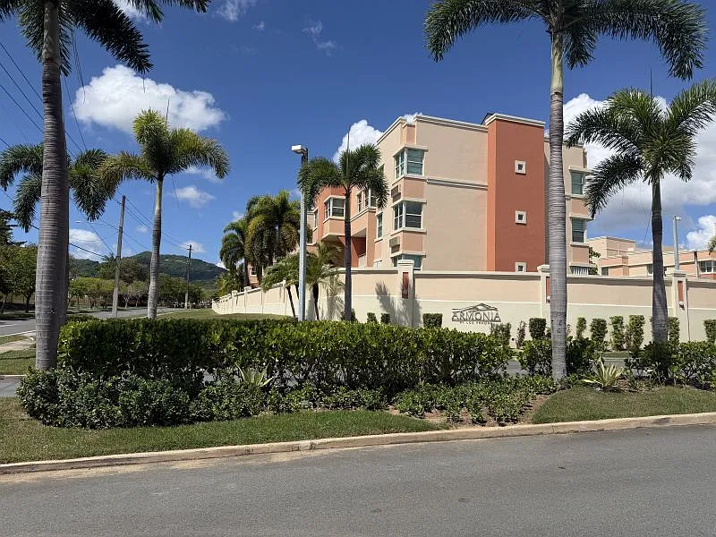 3 bed, 2.0 bath, $1,900 — Photo 2