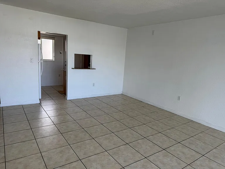 Large masterbedroom