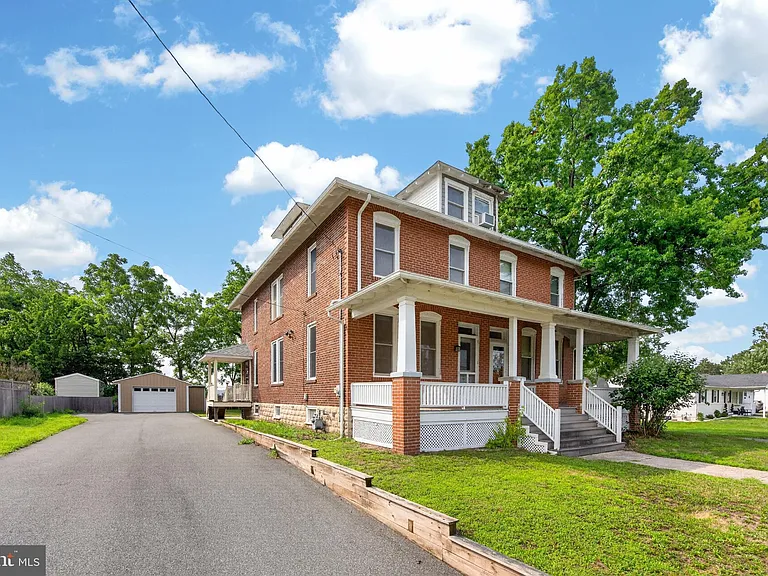 855 N Pleasant View Rd — Photo 3