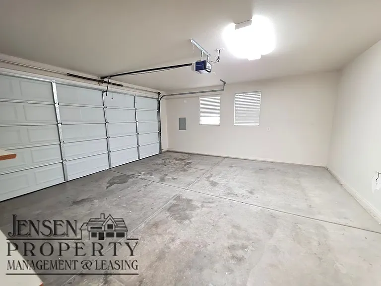 153 N Turnbury Ln — Photo 49