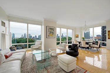 845 United Nations Plaza, #10D