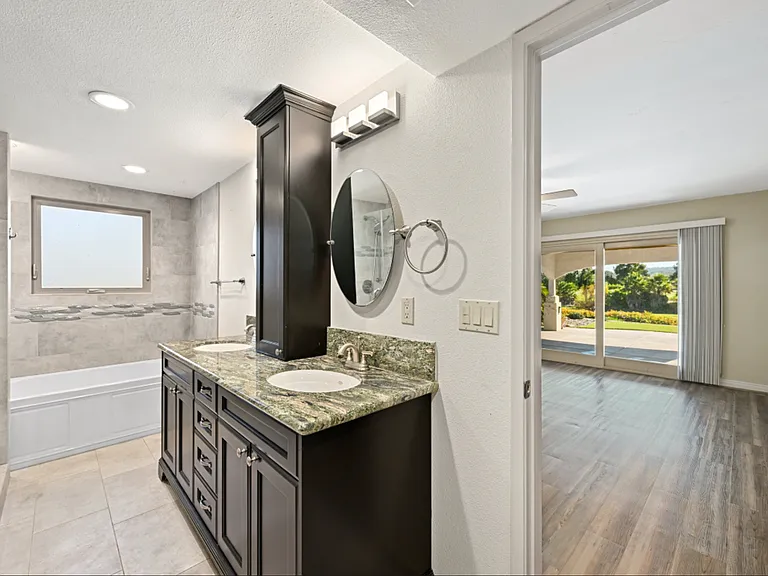 9219 Inverness Rd — Photo 16
