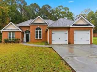 174 Foxtail Pass, Acworth, GA 30101