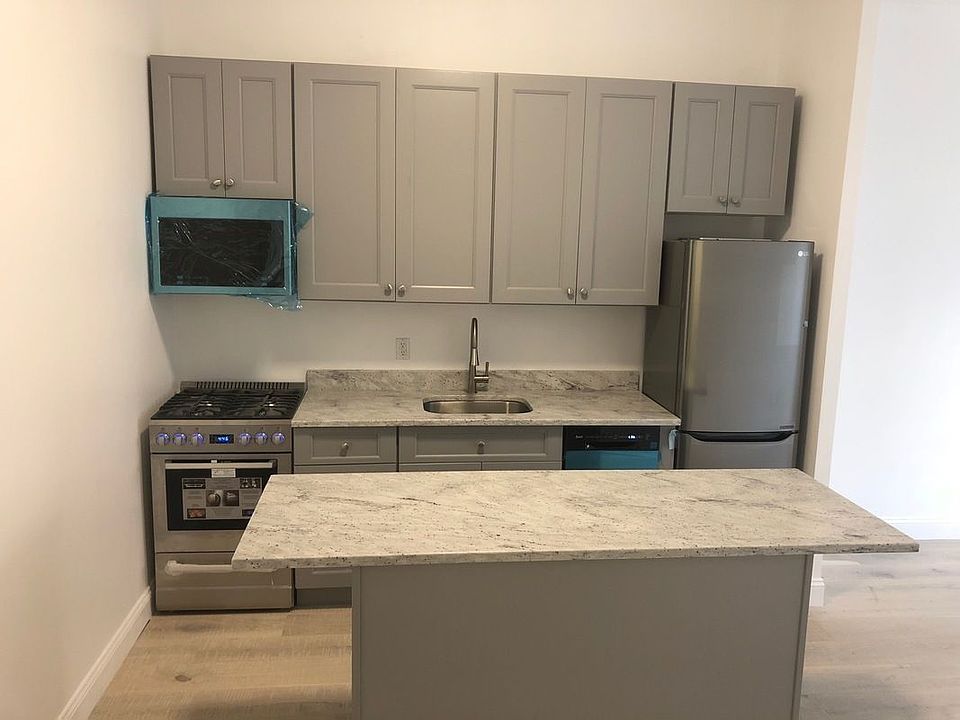 1st image of 829 Greenwood Ave APT 1B