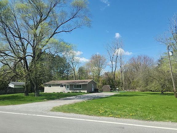 2nd image of 2541 N Garfield Rd