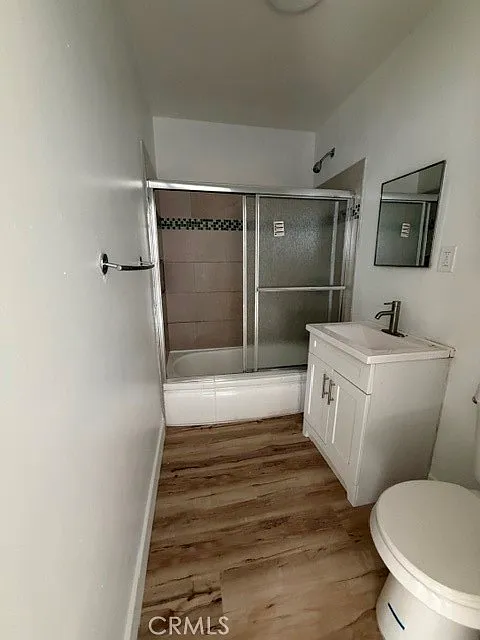 2 bed, 812 sqft, $2,600 — Photo 3