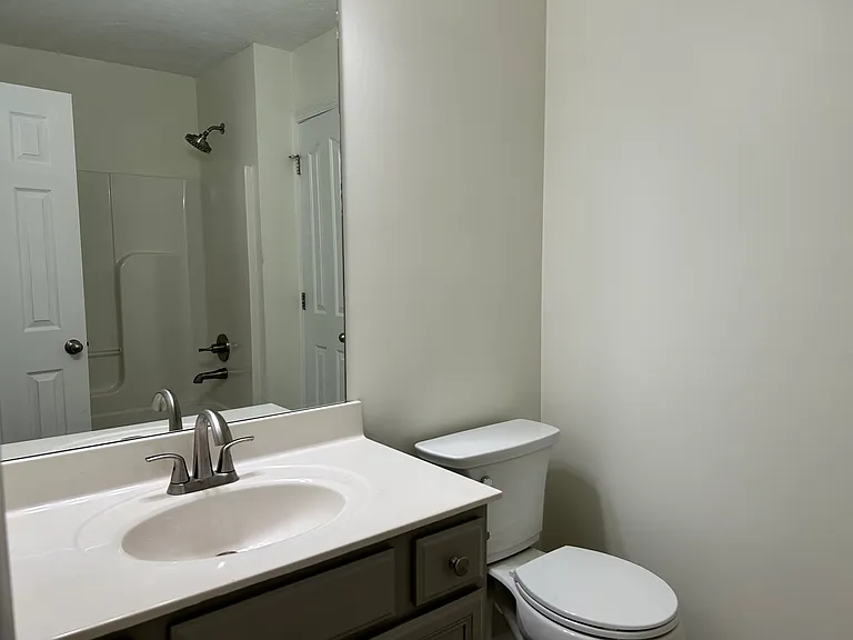 335 Sarna Dr — Photo 14