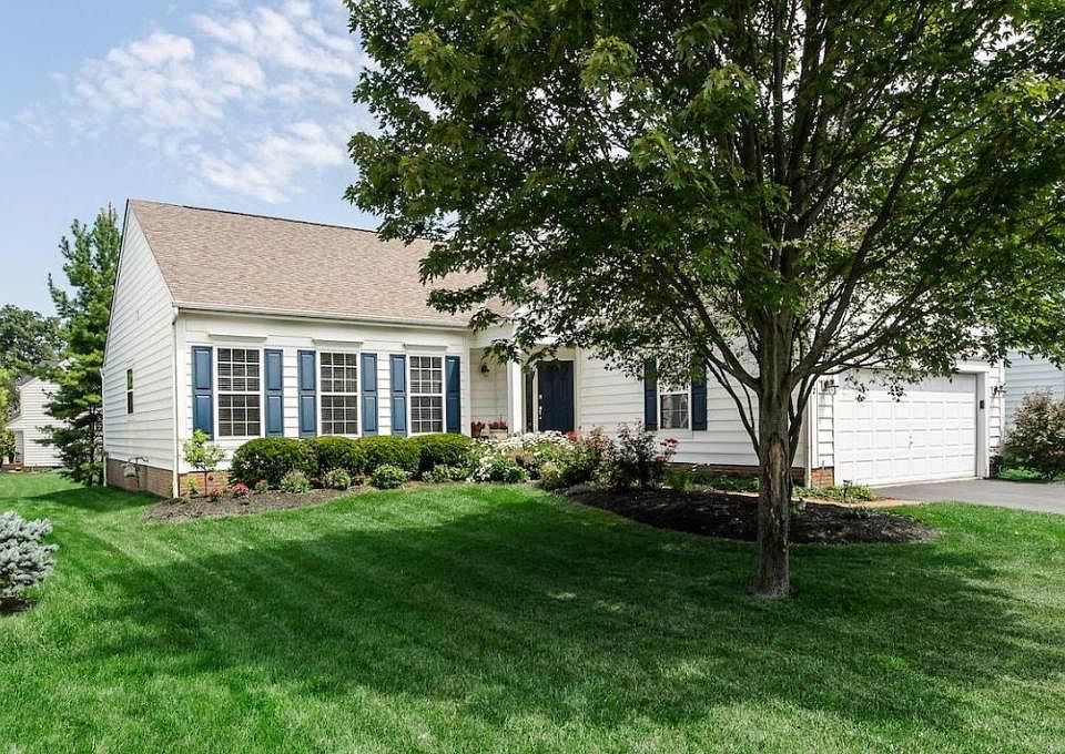 1st image of 372 Zion Dr