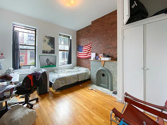 Rented by City Connections Realty | media 19
