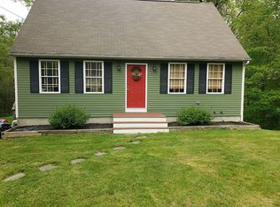 23 Foster Farm Dr, Richmond, RI 02898