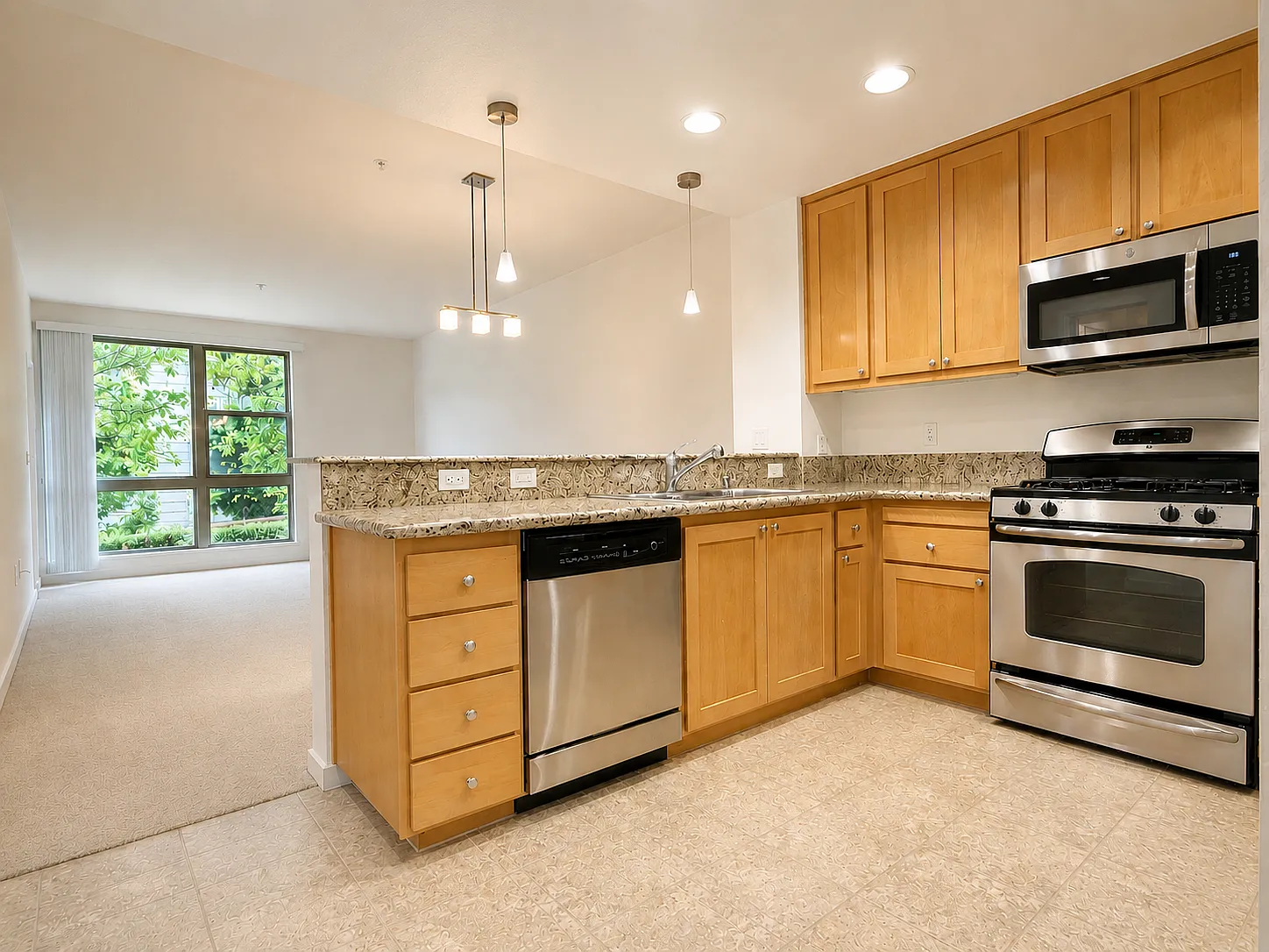 1 bed, 670 sqft, $3,400 — Photo 1