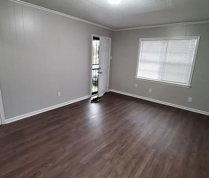 2970 Hale Ave — Photo 10