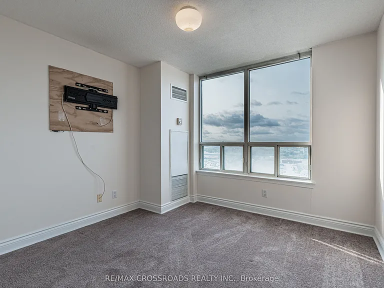 88 Corporate Dr #1714 — Photo 28