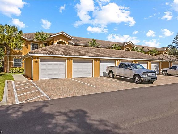 2nd image of 1076 Winding Pines Cir Unit 201