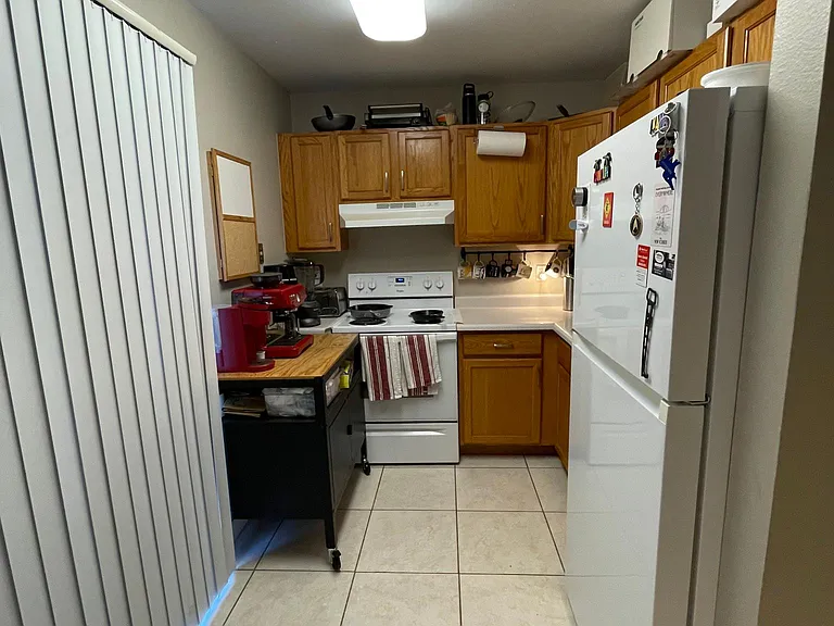 770 W Moorhead Cir #C — Photo 11