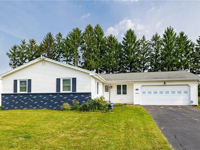 176 Kearney Dr, Rochester, NY, 14617