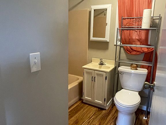 5th image of 3 Union Ave Unit B
