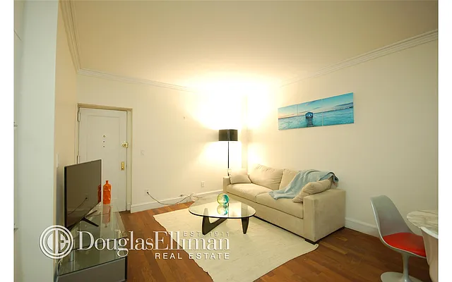 Rented by Douglas Elliman | media 40