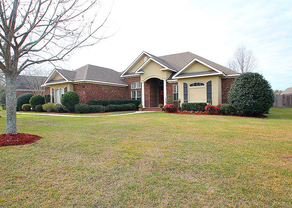 1st image of 9815 Bella Dr