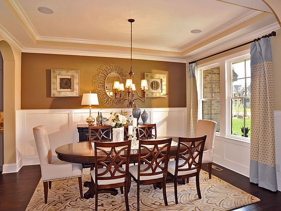 The Colinas II Dining Room with wainscoting