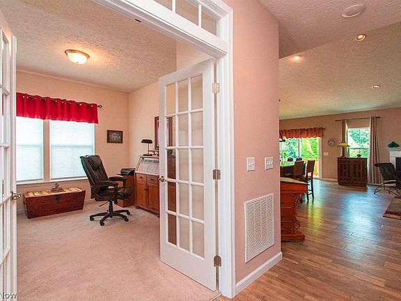 3rd image of 6566 Wisteria Ln