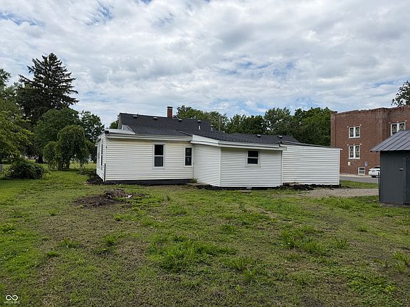 3rd image of 115 N 2nd St