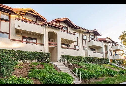 18028 Saratoga Way #557 Photo 1
